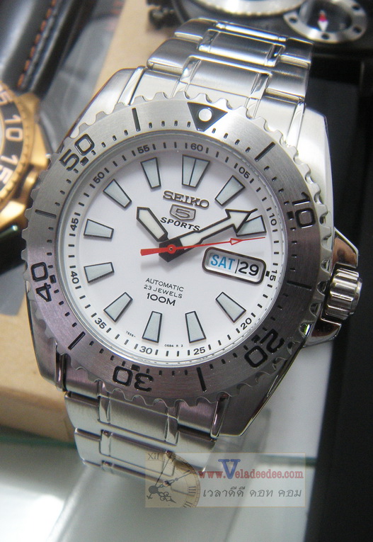 นาฬิกา SEIKO SUBMARINER SNZG43K1 ระบบ AUTOMATIC (พิเศษลด 50 % พร้อมฟรีค่าขนส่ง ems) 