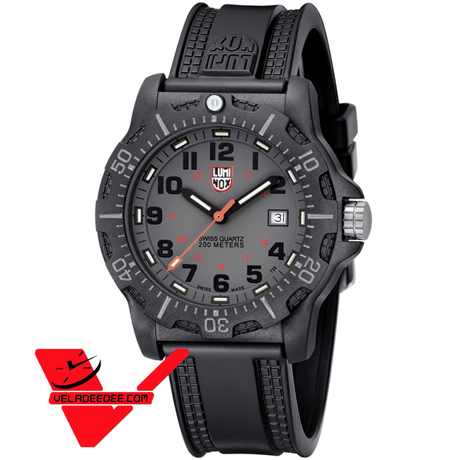 Luminox Men's Navy Seal - 20th Anniversary  นาฬิกาข้อมือชาย ตัวเรือนคาร์บอน สายยางเรซิ้น รุ่น XL.8802 