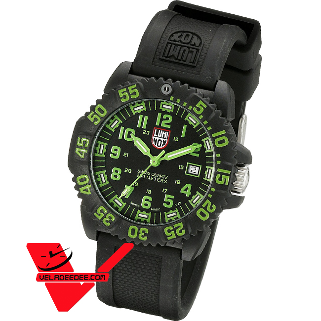 Luminox Men's Navy Seal  นาฬิกาข้อมือชาย ตัวเรือนคาร์บอน สายยางเรซิ้น รุ่น GGL.L3067.S  