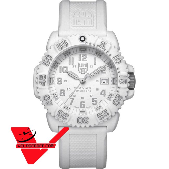 LUMINOX SNOW PATROL  ศูนย์ไทยศรีทองพาณิชย์ 2 ปี นาฬิกาข้อมือชาย ตัวเรือนคาร์บอน สายยางเรซิ้น รุ่น XS.3057.WO