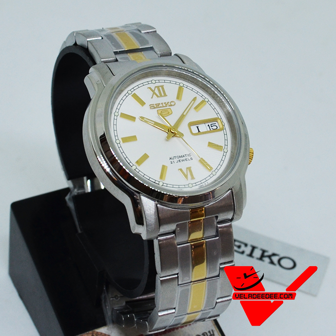 SEIKO 5 Automatic นาฬิกาข้อมือผู้ชาย สายแสตนเลส สองกษัตริย์ รุ่น SNKK83K1